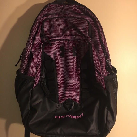 under armour storm recruit